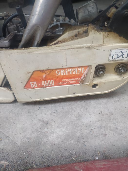 Продам бензопилу по запчастям или под восстановление