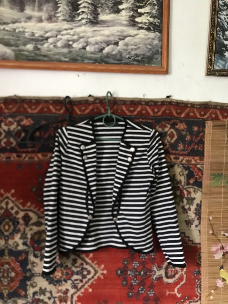 Джинсовый женский пиджак