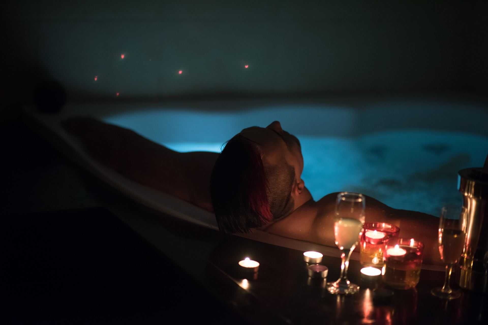 Apartament RED, spa, jacuzzi Romantyczny apartament dla  dwojga Gdańsk