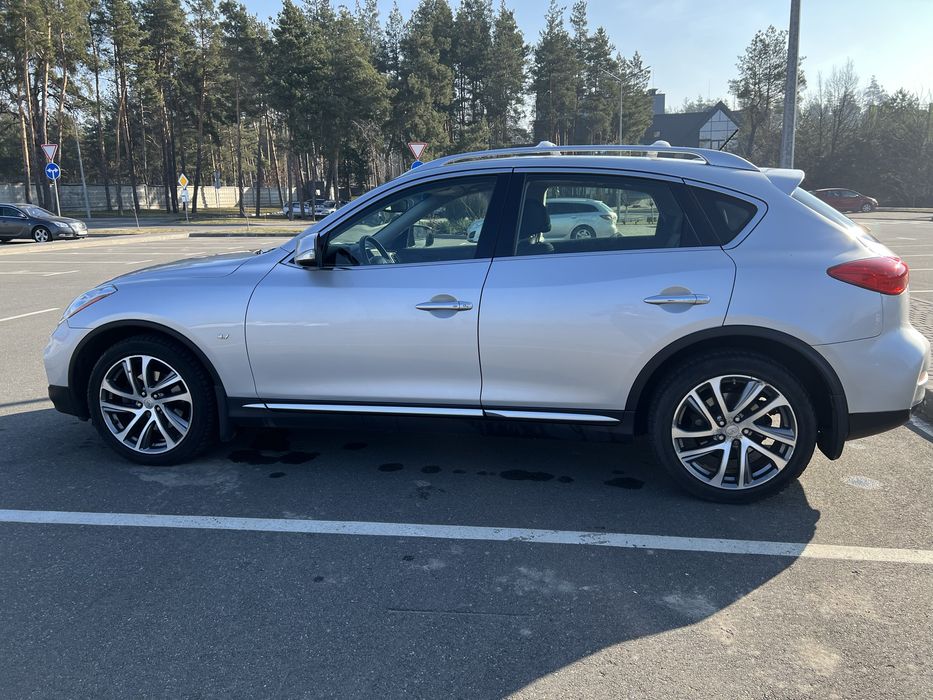 INFINITI QX50  3.7L AWD Hi-tech