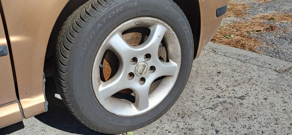 Felgi aluminiowe z oponami VW Polo Skoda Fabia Seat 5x100 ET35 5,5Jx14