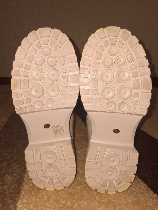 Зимові жіночі черевики