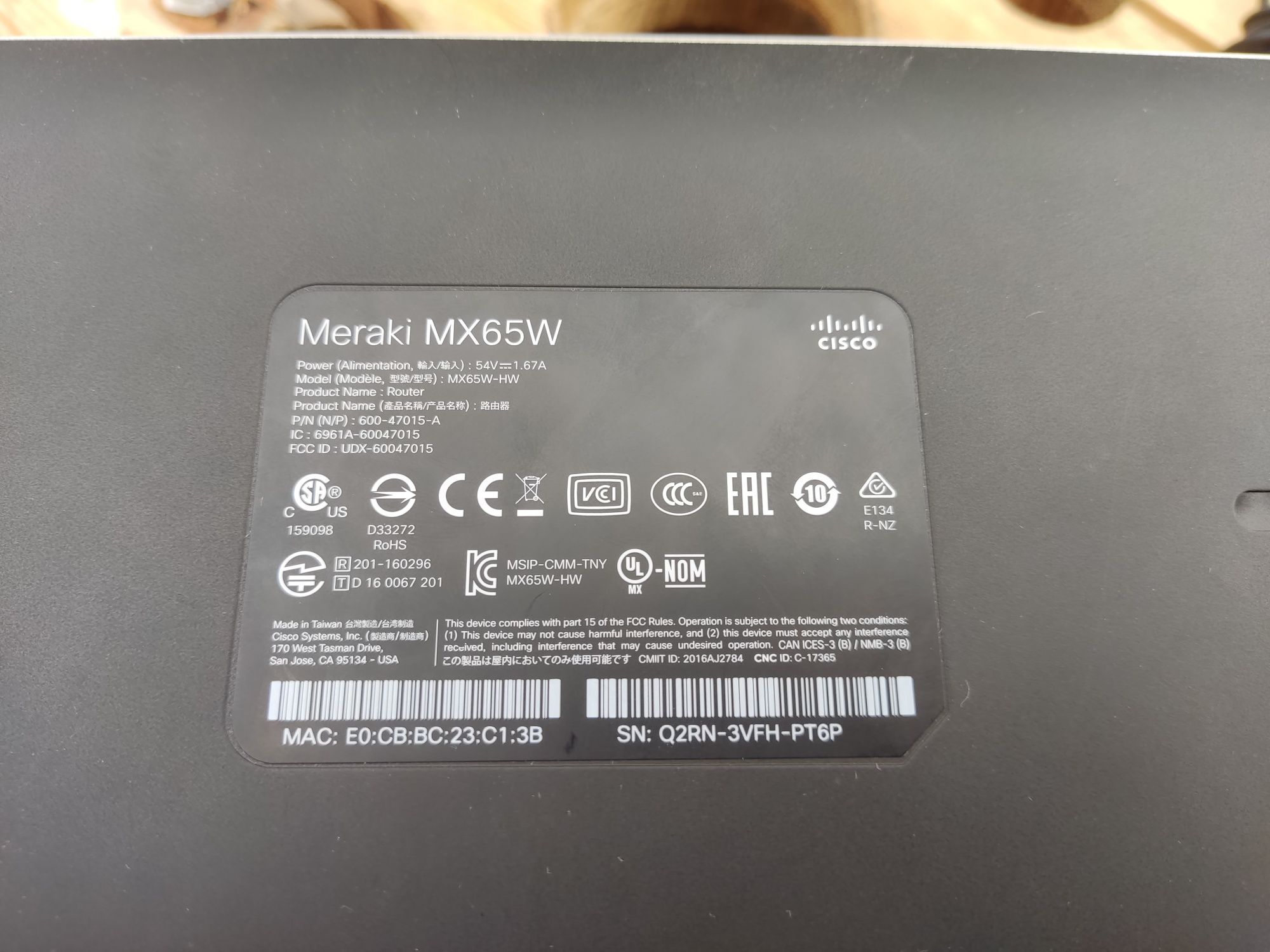 Router Cisco Meraki MX65W