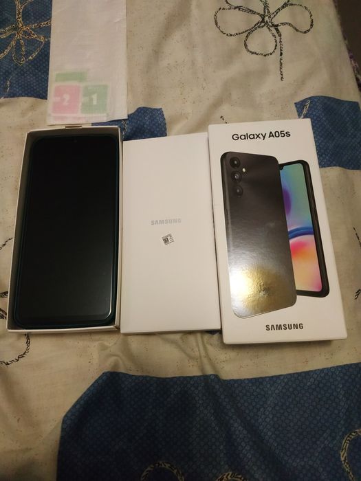 Телефон SAMSUNG A05S 4/64 ANDROID 15