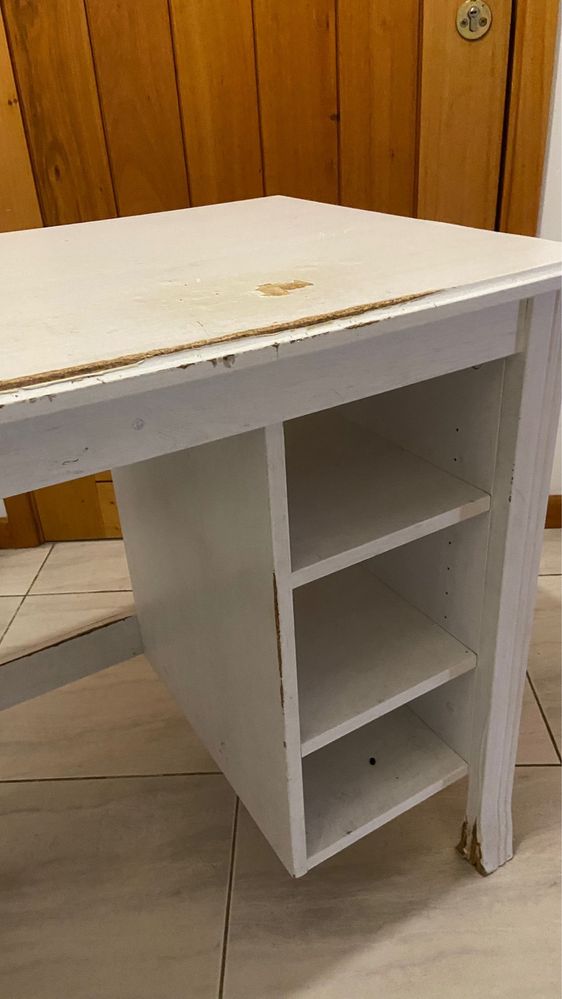 Mesa secretária usada