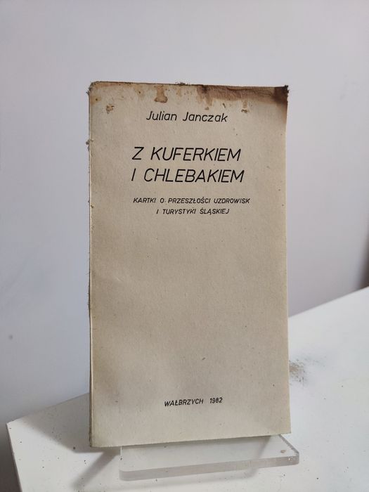 Z kuferkiem i chlebakiem - Julian Janczak
