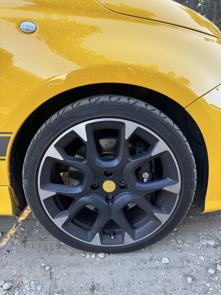 Abarth 595 competizione