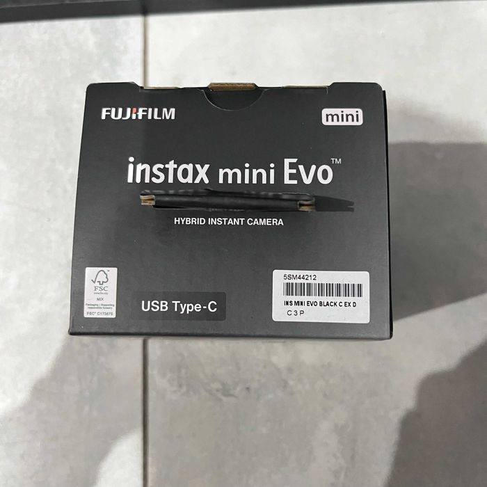 Aparat Natychmiastowy FUJIFILM Instax Mini Evo | Nowy |