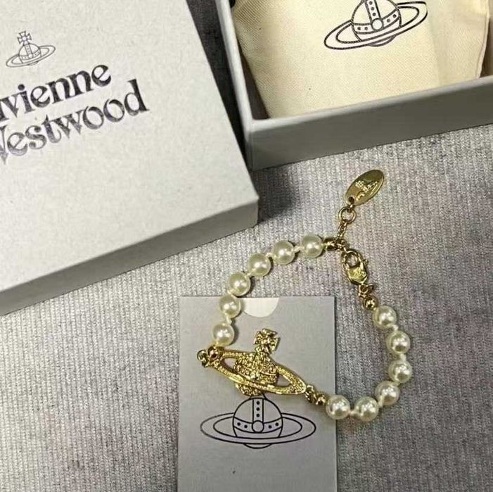 Vivienne Westwood Queen Mother Brass Bransoletka damska złota