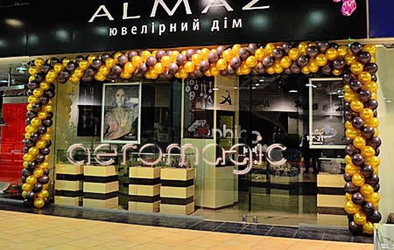 Оформлення кульками магазинів на відкриття, річницю, акції