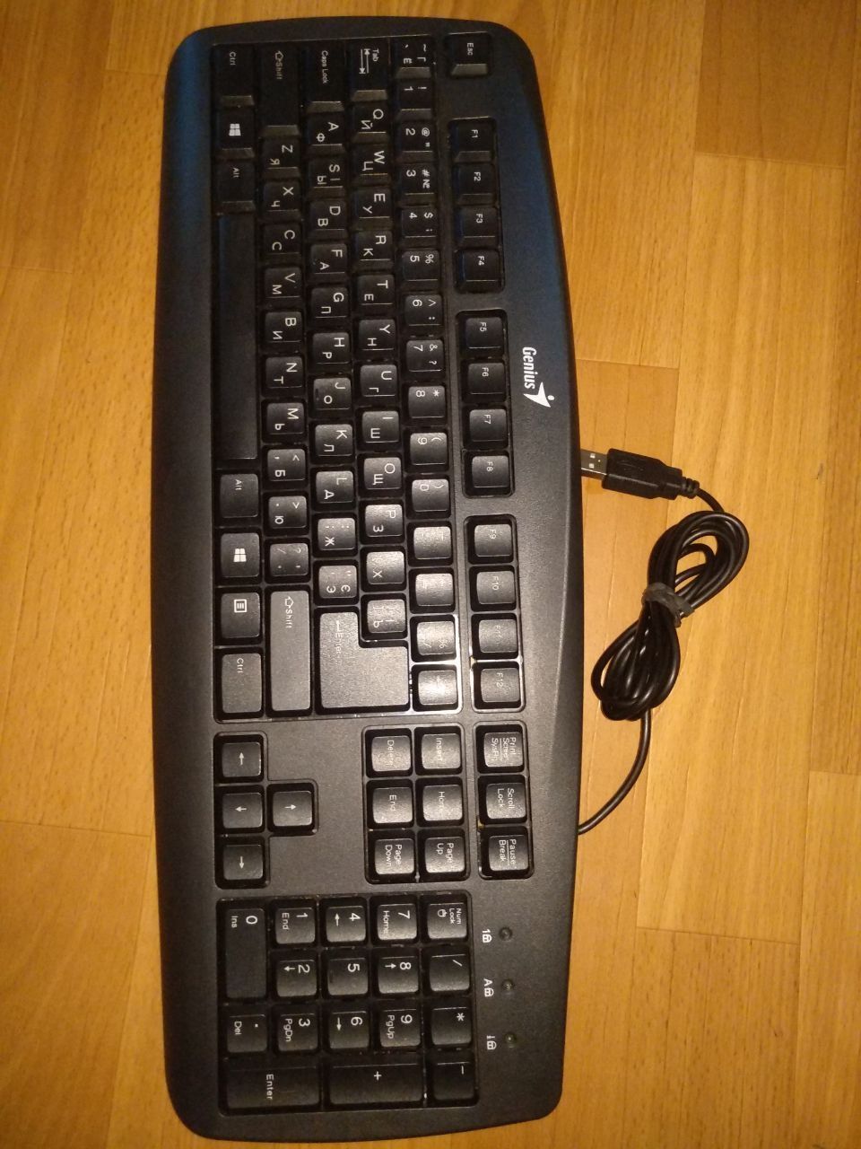 Клавиатура genius KB-110 б/у.