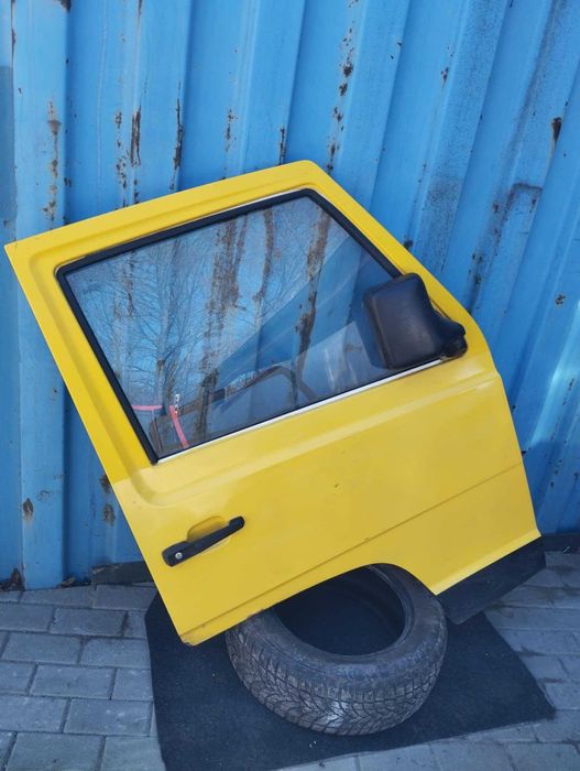 Drzwi Prawy Przód Prawe Przednie Mercedes MB 100