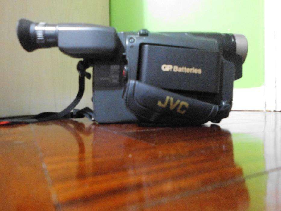 Máquina de filmar JVC