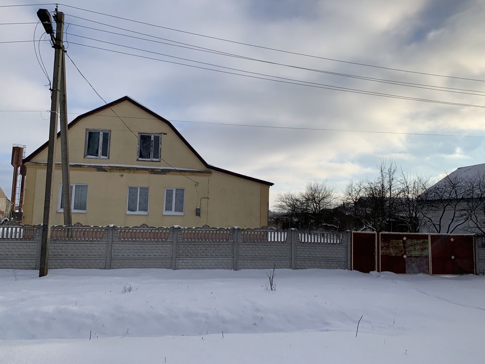 Продажа загородного дома от Киева 80 км . Брусилов