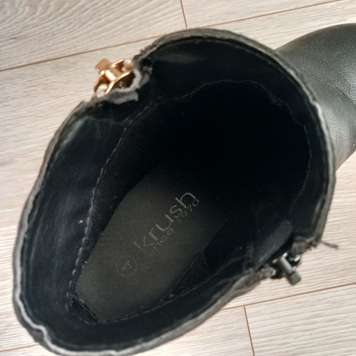 Czarne botki wiosna zamki Krush 37