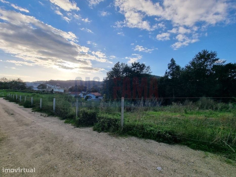 Terreno construção Rio Covo, Barcelos