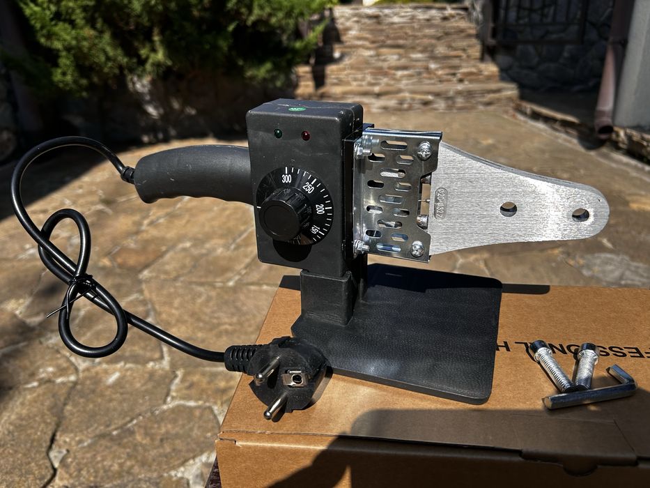 Паяльник для пластиковых труб 20-32 + ножницы в подарок