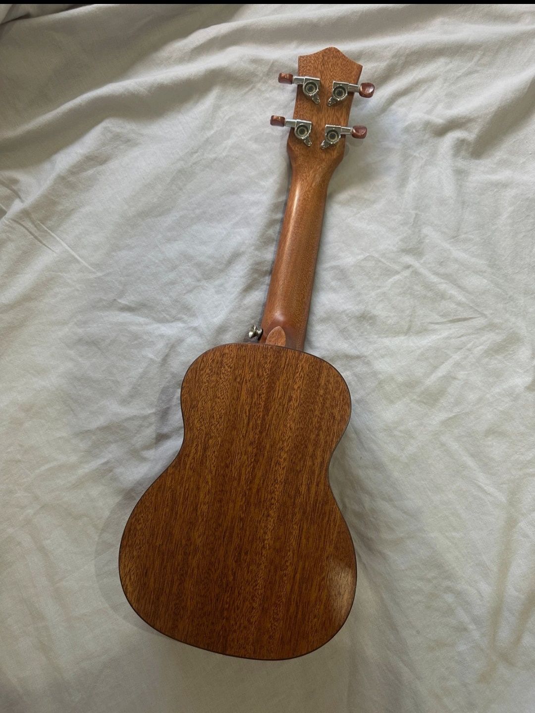 Ukulele soprano donner + extras NOVO