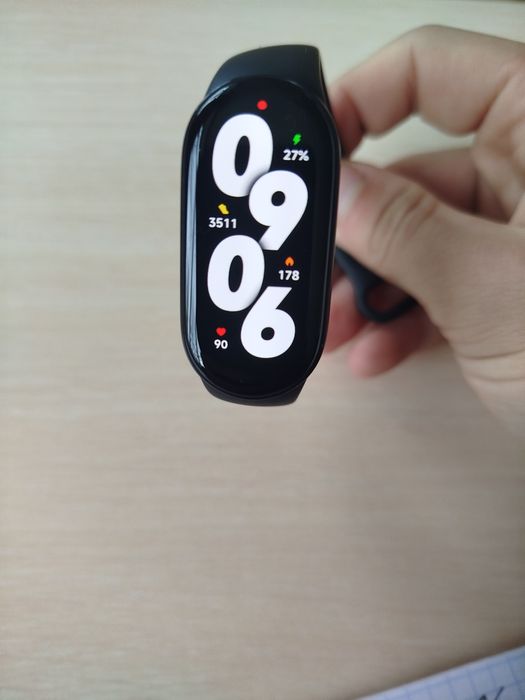 Продам Mi bend 10