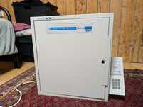 Depozytor kluczy MK&M, JAK NOWY! 8 skrytek, ethernet, lan, klawiatura,