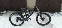 Specialized Status 1 DH/FR
