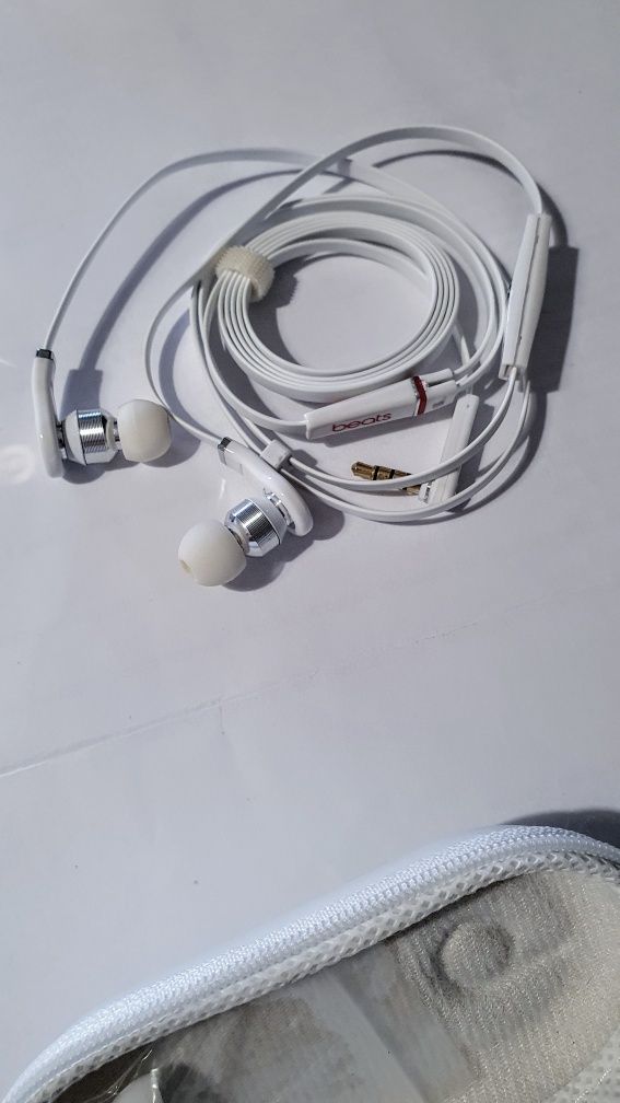 Auriculares Beats by Dr. Dre com Fio — Som Premium | NOVOS