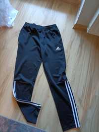 Spodnie czarne " Adidas '164 cm