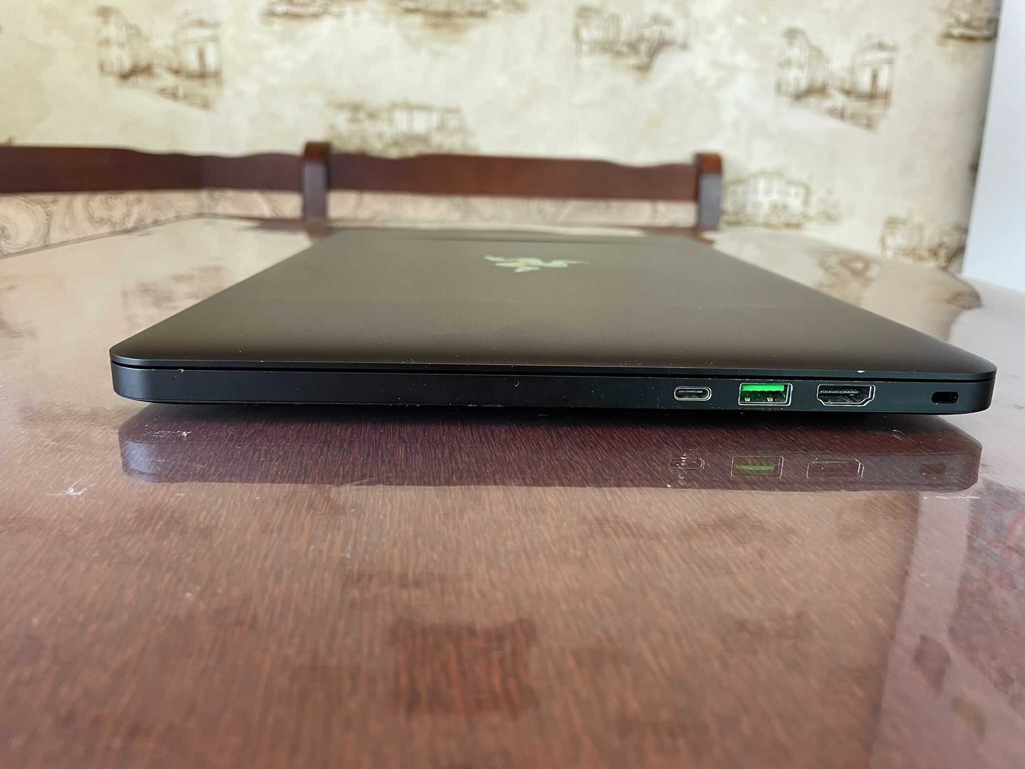 Ноутбук 14 FHD IPS Razer Blade 14 RZ09-0195 (I7-7700HQ/16/256/GTX1060)