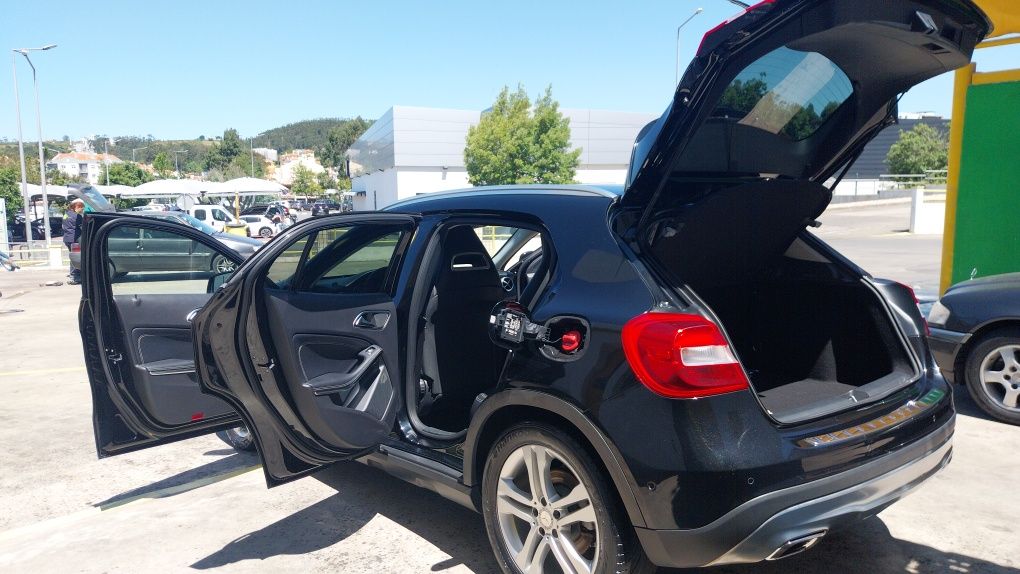 Mercedes GLA 180 Urban 1.5 110cv