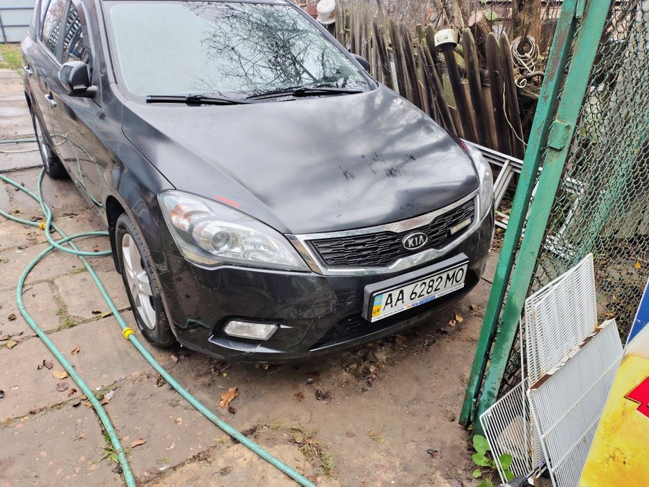 Kia ceed 2012, газ/бензин, 11700 км, один власник