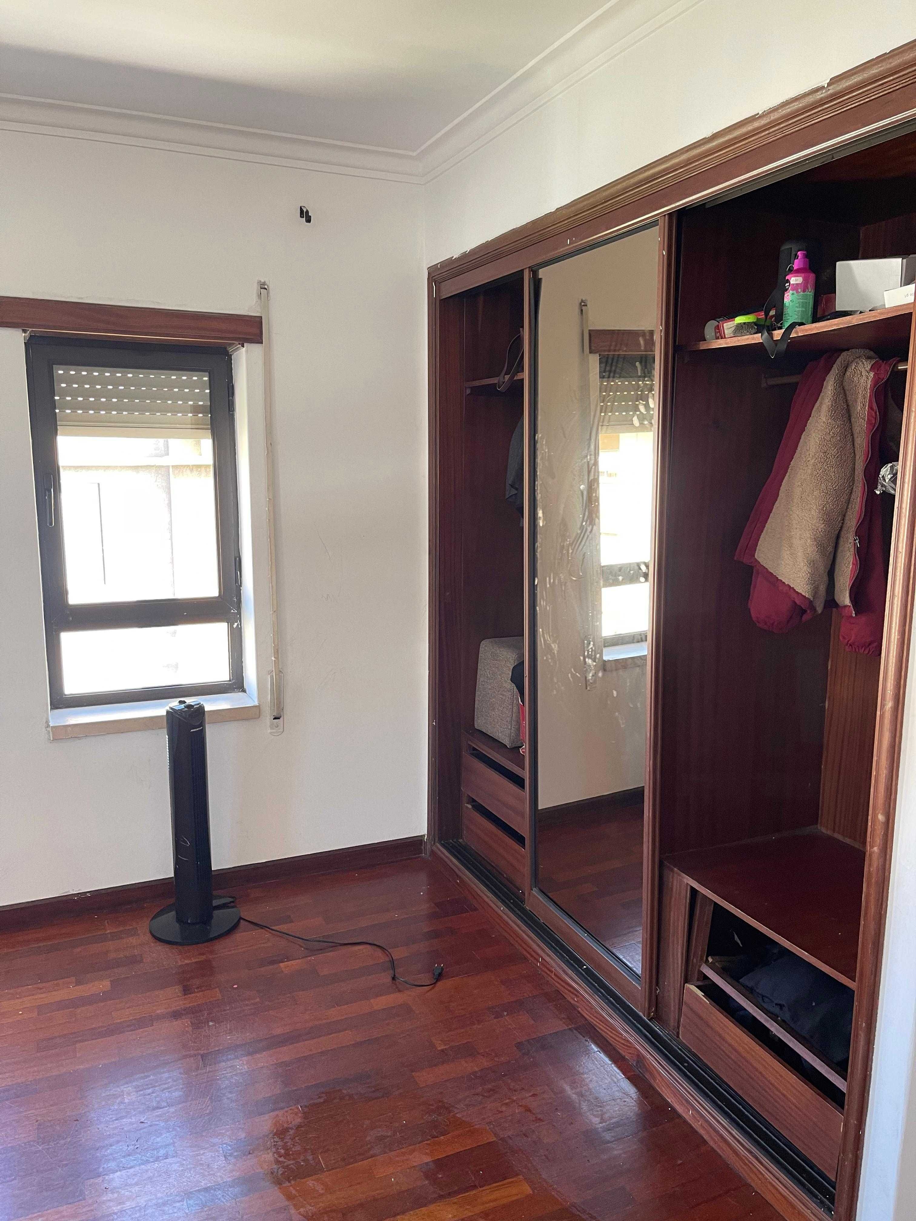 Arrendo apartamento T3 Próximo da estação do entroncamento.