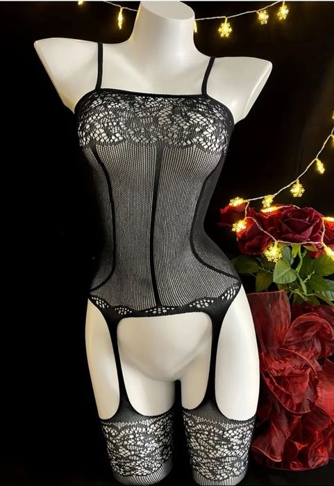 Gorset z pończochami elastyczny