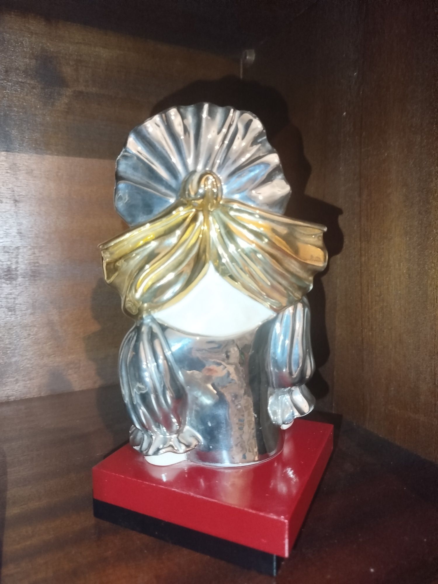 Busto Feminino Vintage em Porcelana e Ouro - Marca Carfilarte