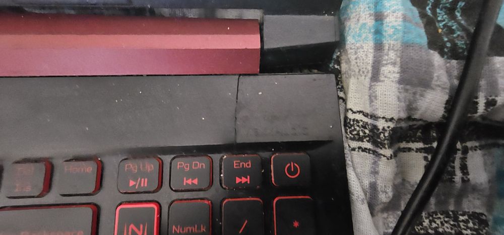 Acer Nitro 5 AN515-54 I7 9750 | GTX 1650 24/512