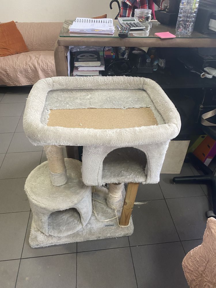 Vendo arranhador gatos