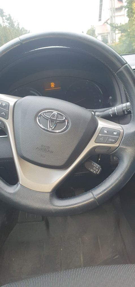 Toyota avensis 2.0 diesel