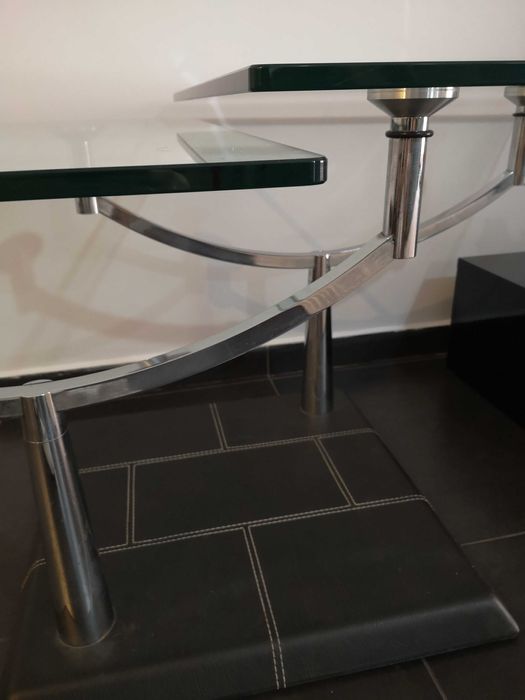 Mesa de centro em vidro