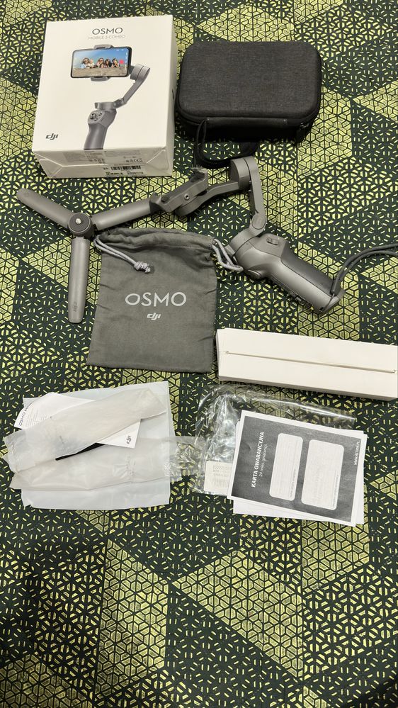 DJI Osmo Mobile 3 Combo