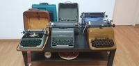 Máquinas de escrever antiga com mala