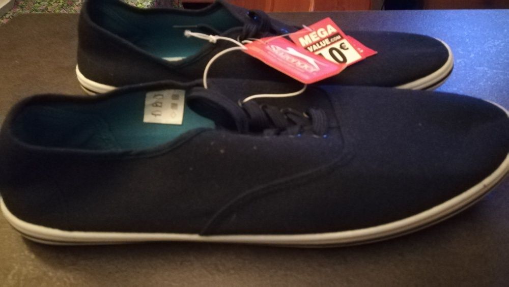 Sapatos desportivo Slazenger Nº 44 NOVO