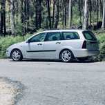 Carrinha ford focus tddci 1.8     Para TROCA