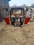 Kabina [3.8.0.0 ] do Ciągnika c330m z firmy Koja Mocowana na Poduszka