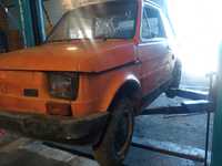 Fiat 126p kapliczka  chrupek