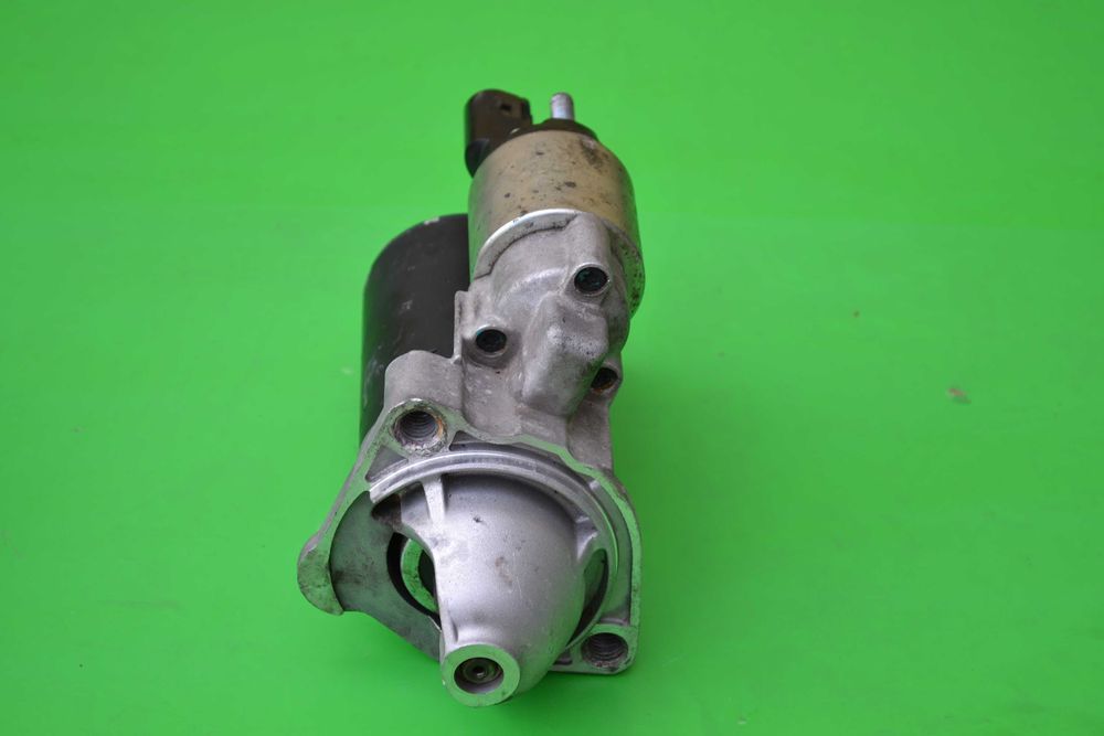 Стартер Audi A4 B6 B7 Skoda SuperB Passat B5 1.6 1.8T 2.0 06B911023A