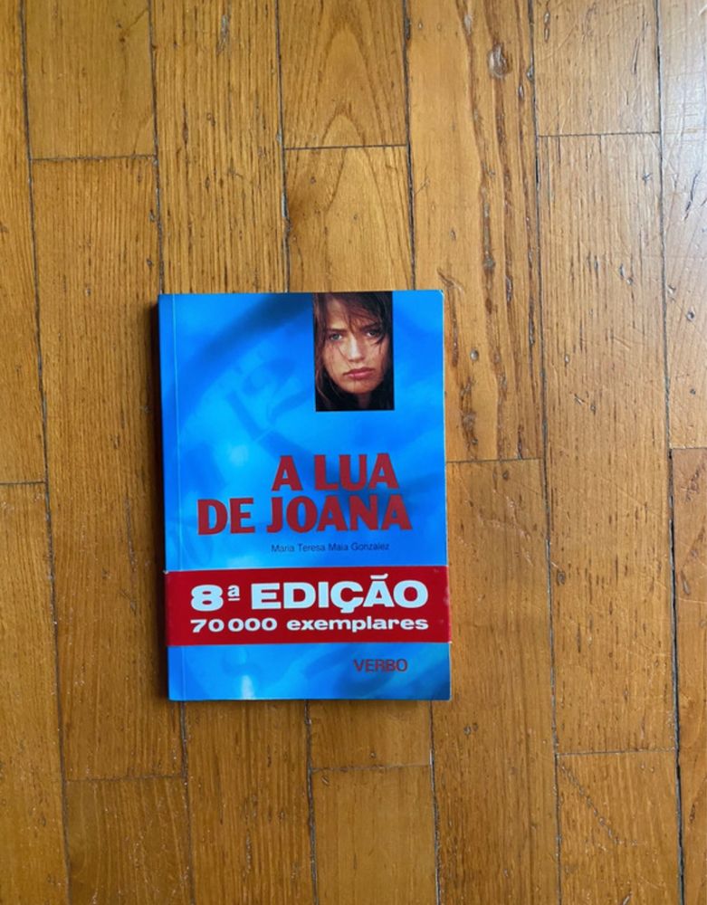 Livro A lua de Joana