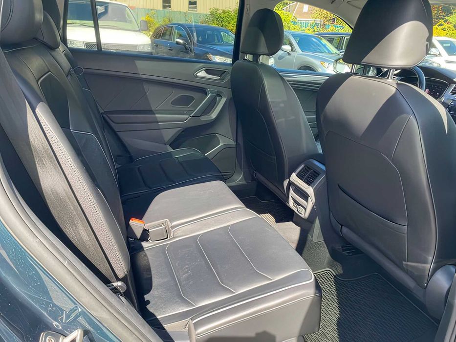 Volkswagen Tiguan      2019