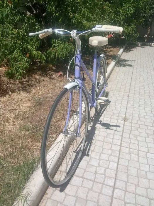 Bicicleta Peugeot Cassis vintage mixte roxa roda 28 700 chromoly
Tam50