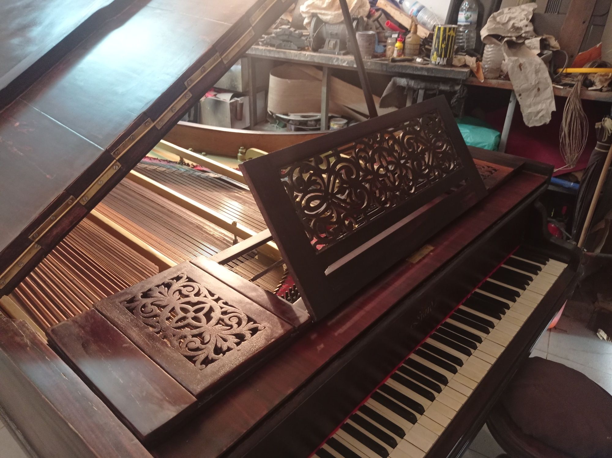 Piano cauda Sec XIX Renovado Erard