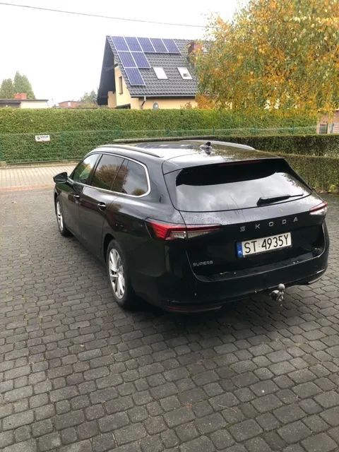 Skoda Superb Skoda Superb  gawrancja  hak elektryczny opony lato belki dachowe