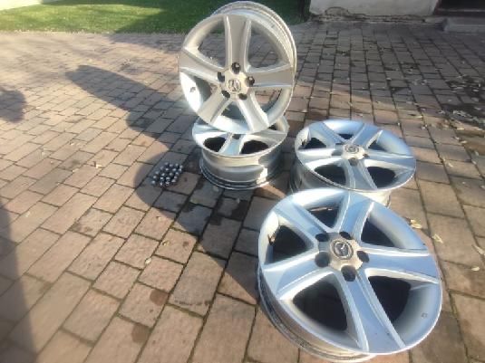 Na sprzedaż felgi aluminiowe 16 .od mazda 6 rocznik 2005